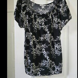Women's Floral Summer Blouse, size 1X (16/18).